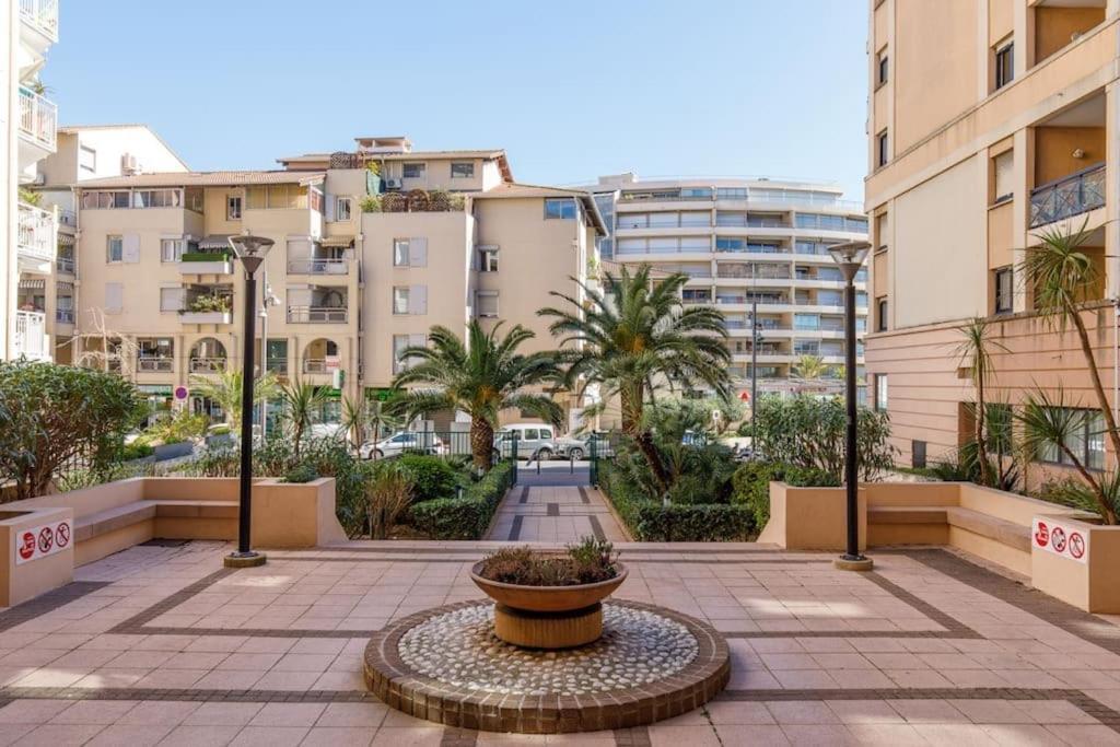 Palme D'Azur Yourhosthelper Lägenhet Cannes Exteriör bild